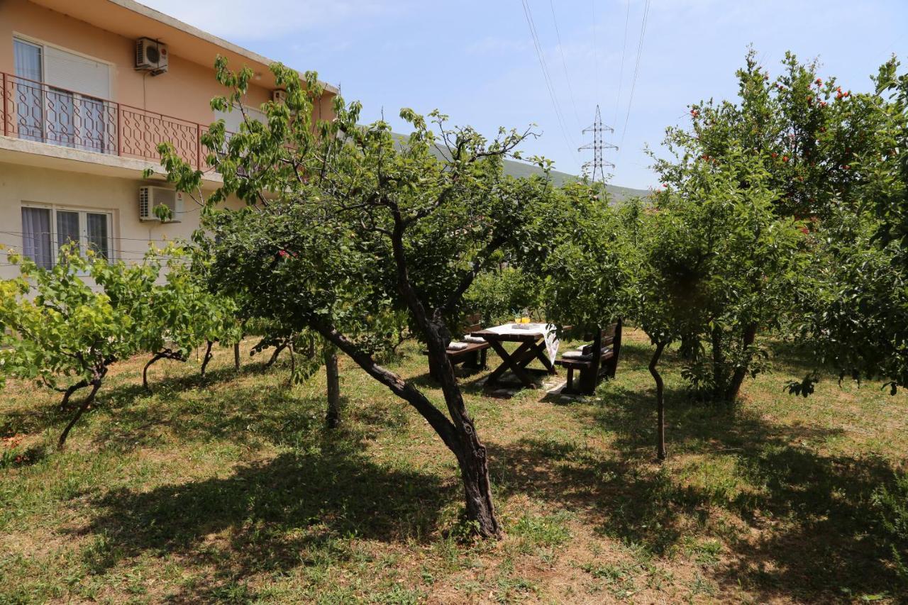 Garden House Apartment Trebinje Eksteriør bilde